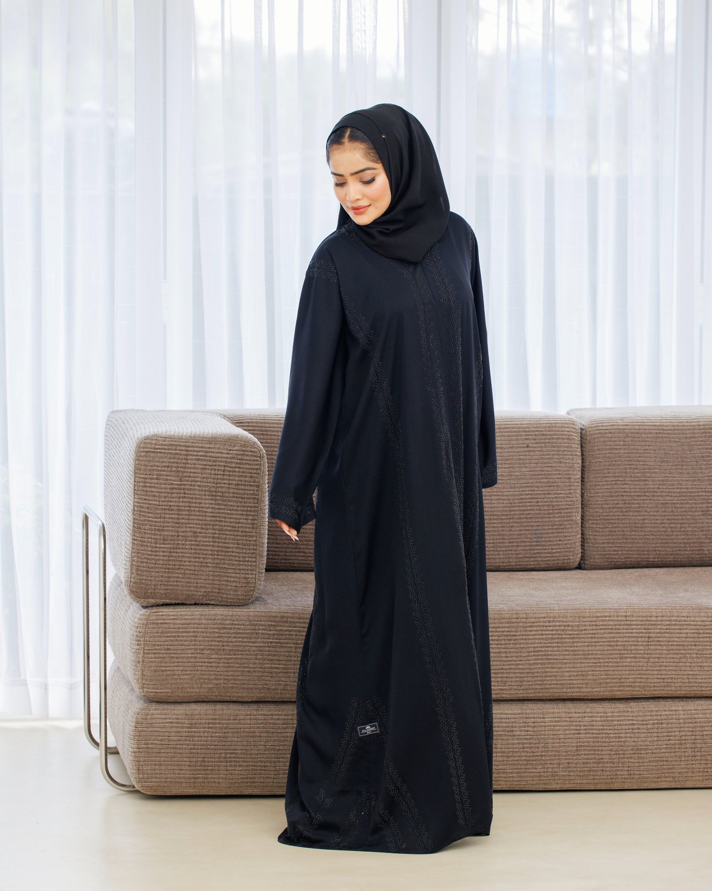 Blackstone Charm Abaya