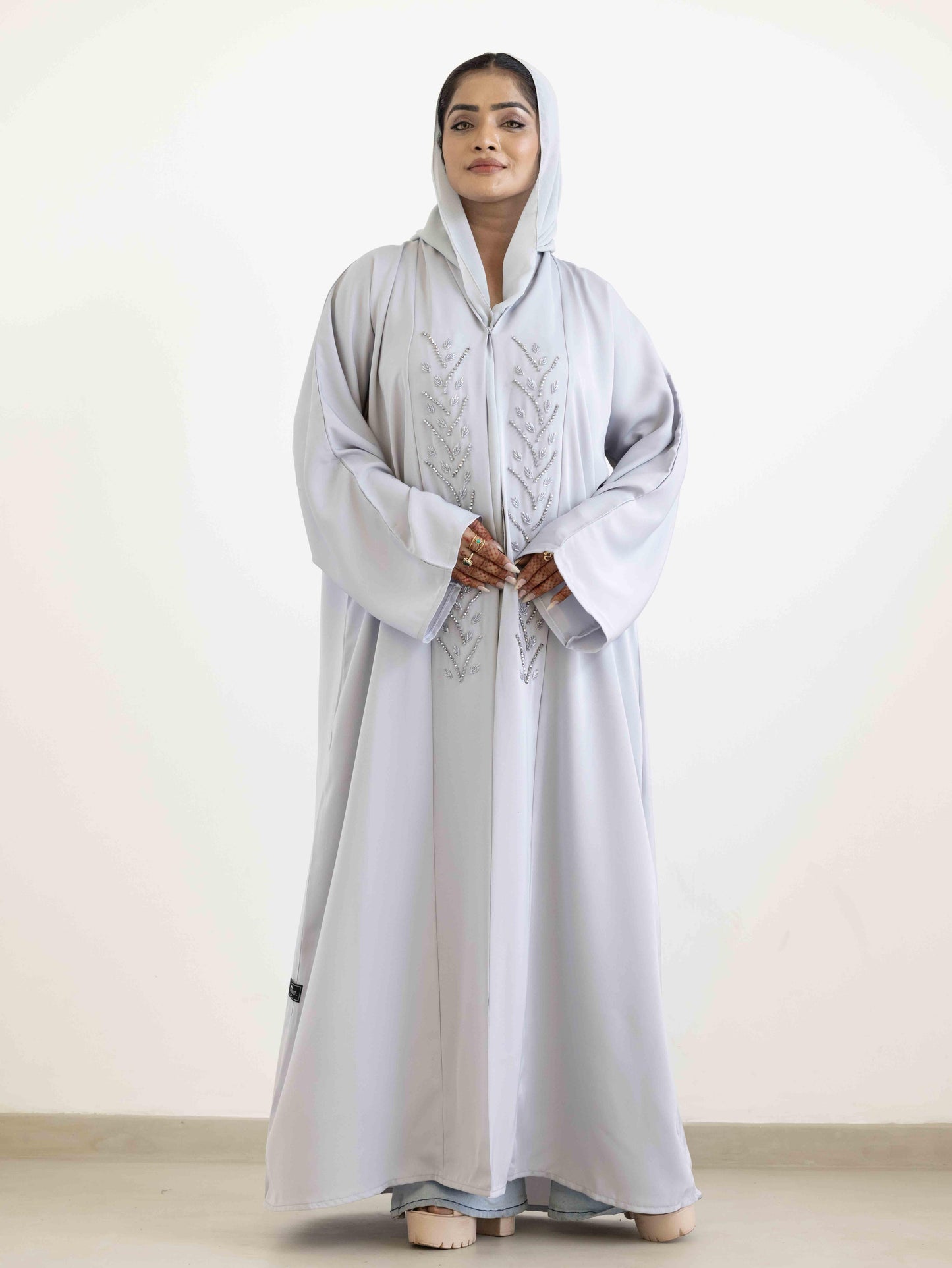 Dreamy Crystal Dew Abaya