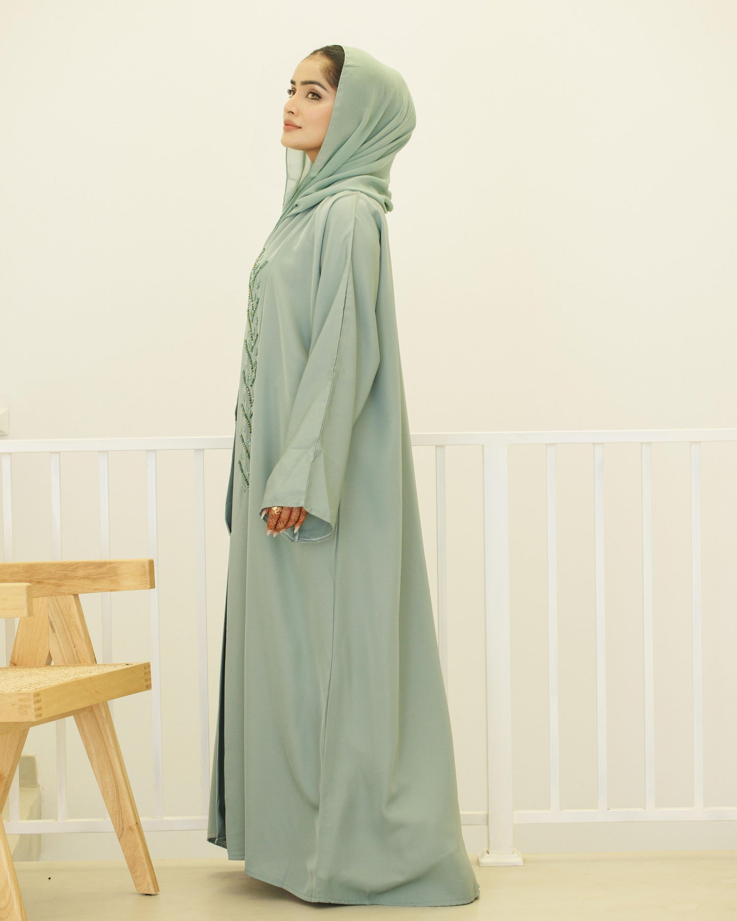 Dreamy Evergreen Abaya