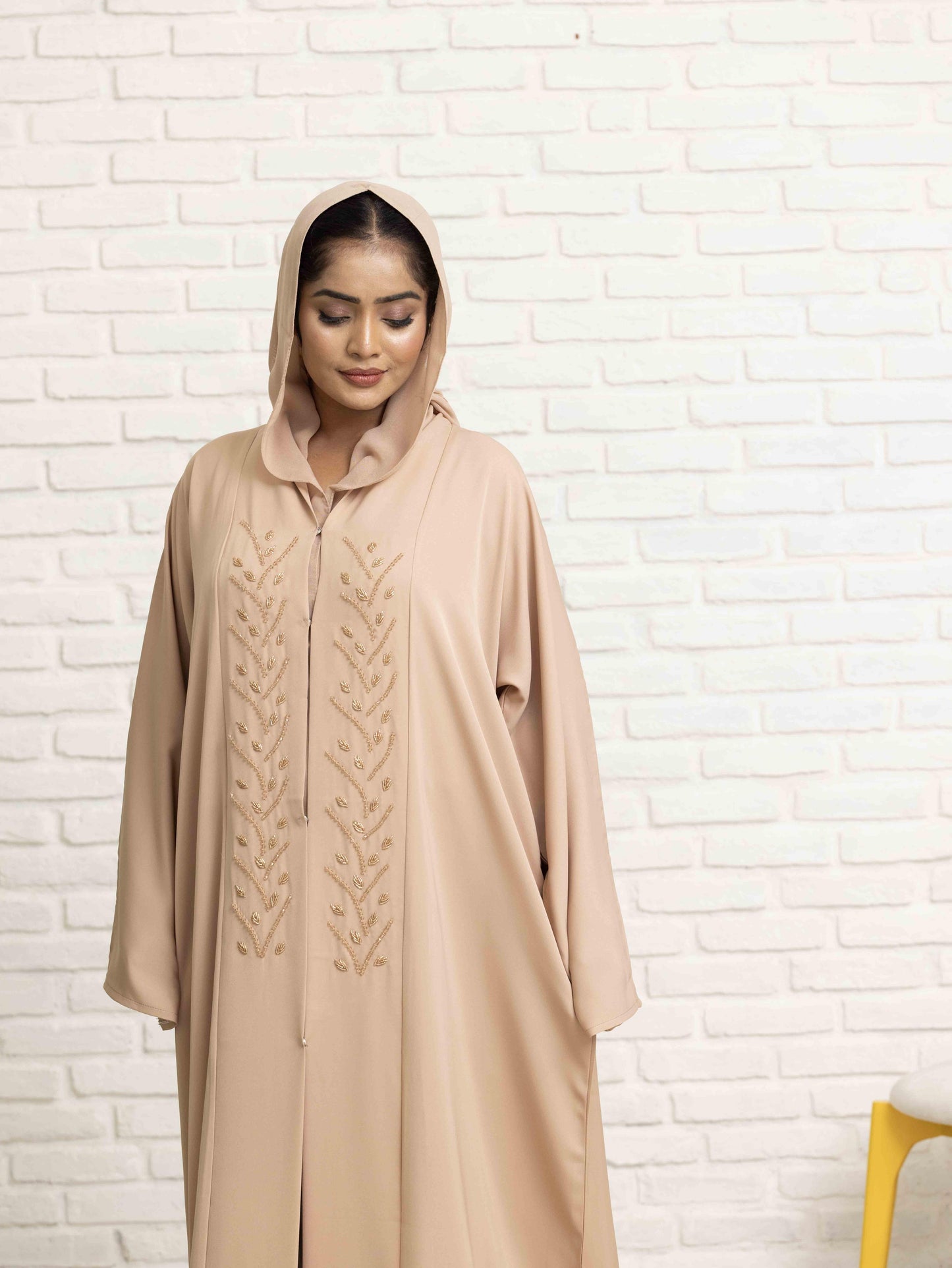 Dreamy Honey Glow Abaya