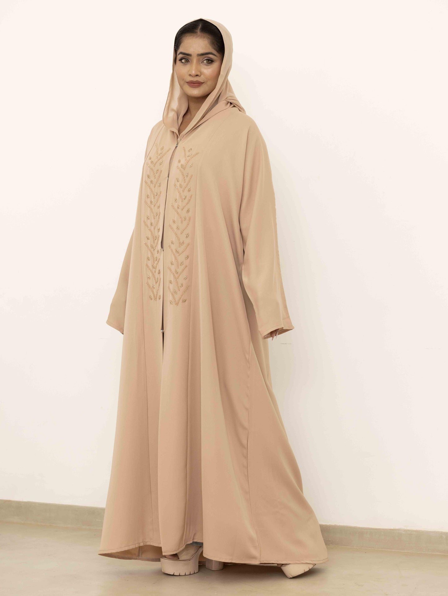 Dreamy Honey Glow Abaya