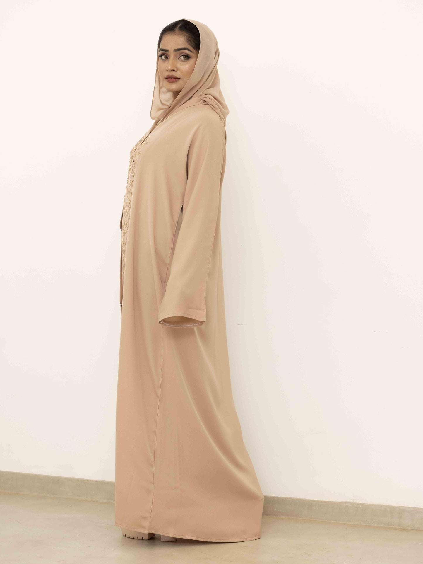 Dreamy Honey Glow Abaya