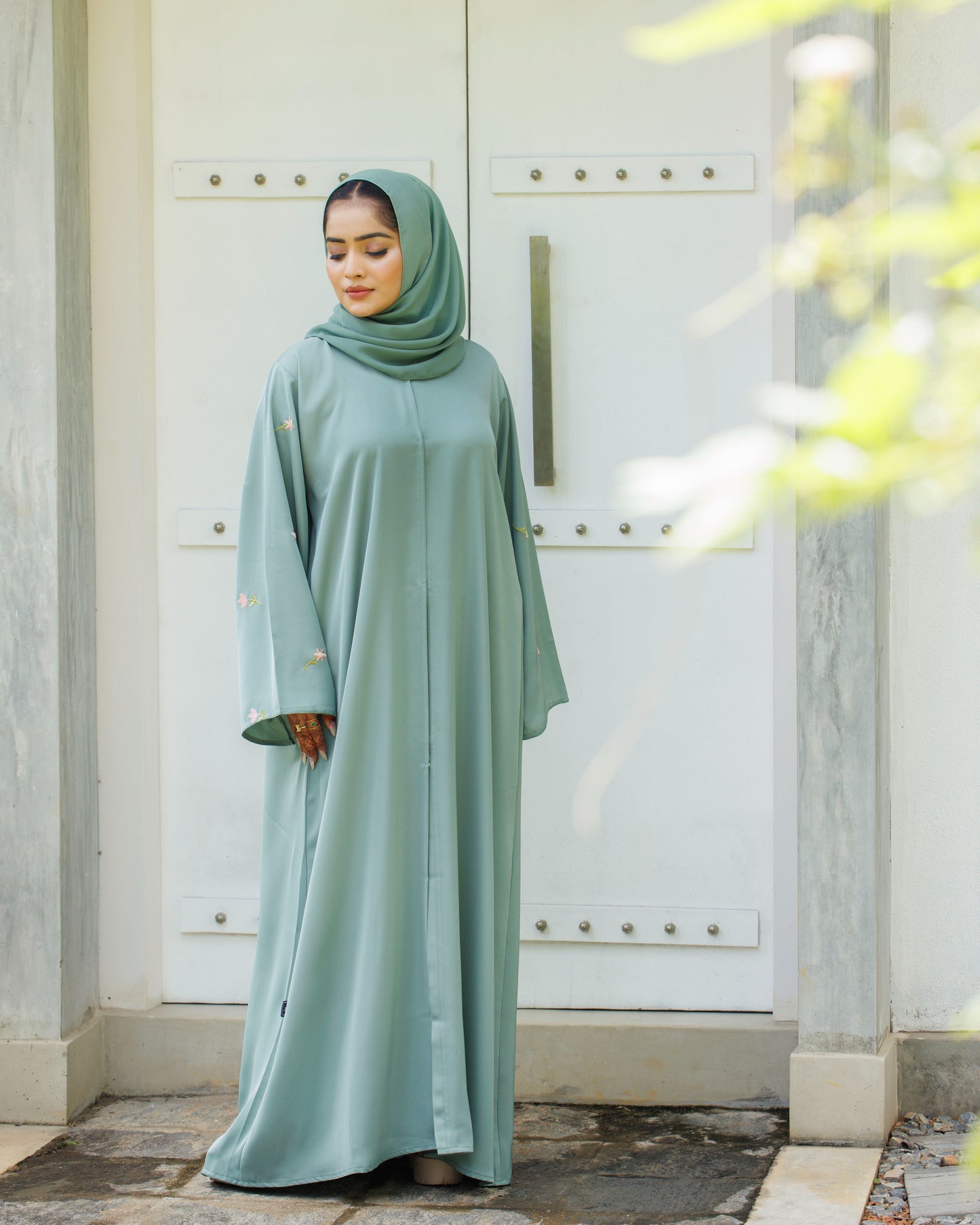 Elysian Mint Blossom Abaya