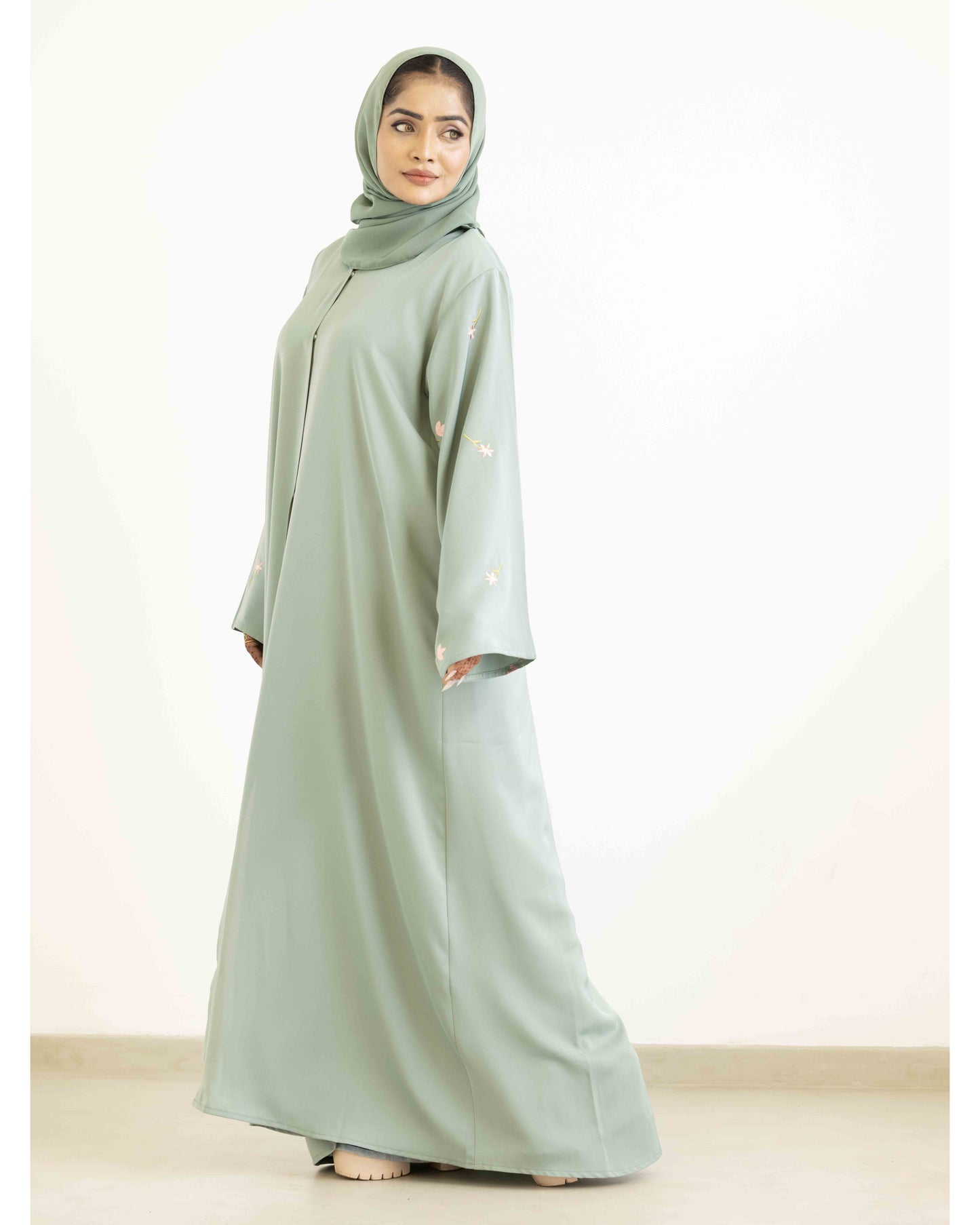Elysian Mint Blossom Abaya