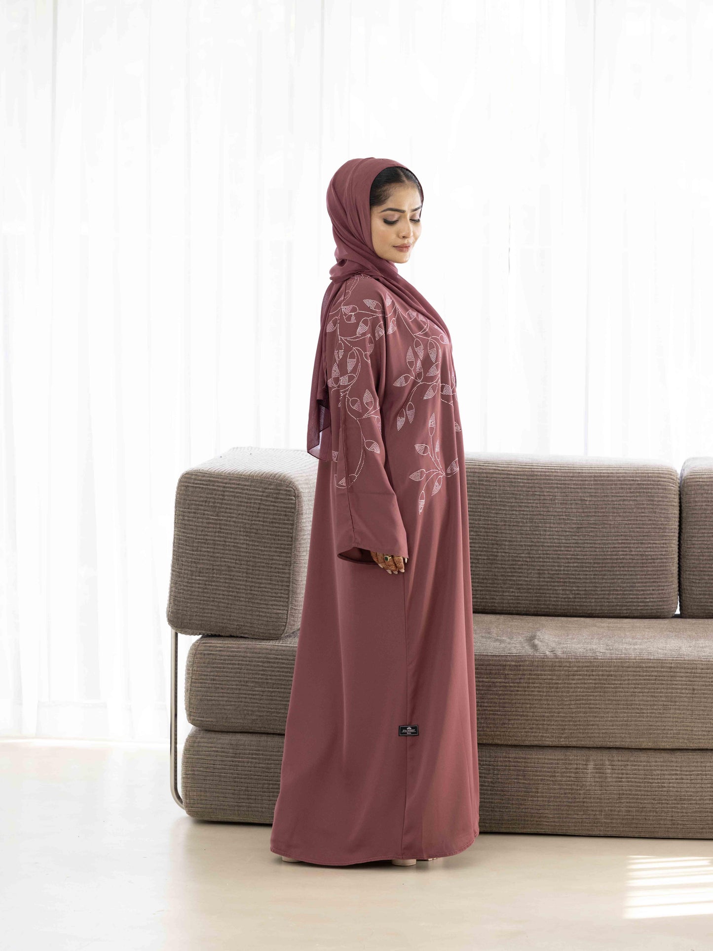 Ivy Glow Purple Abaya