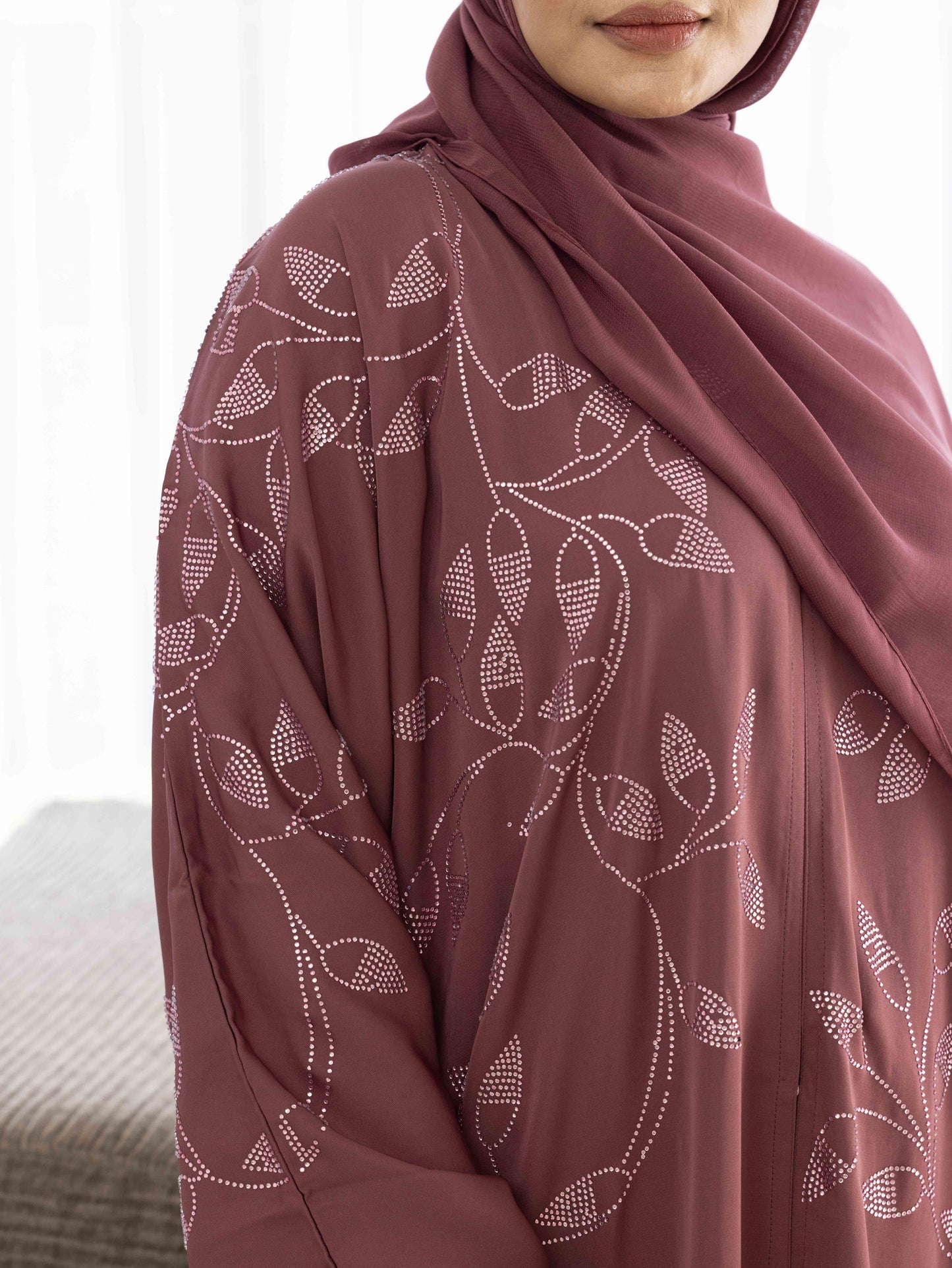 Ivy Glow Purple Abaya