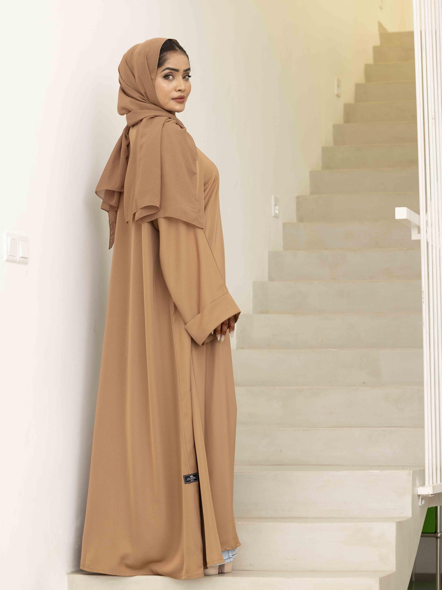 Layla Brown Abaya