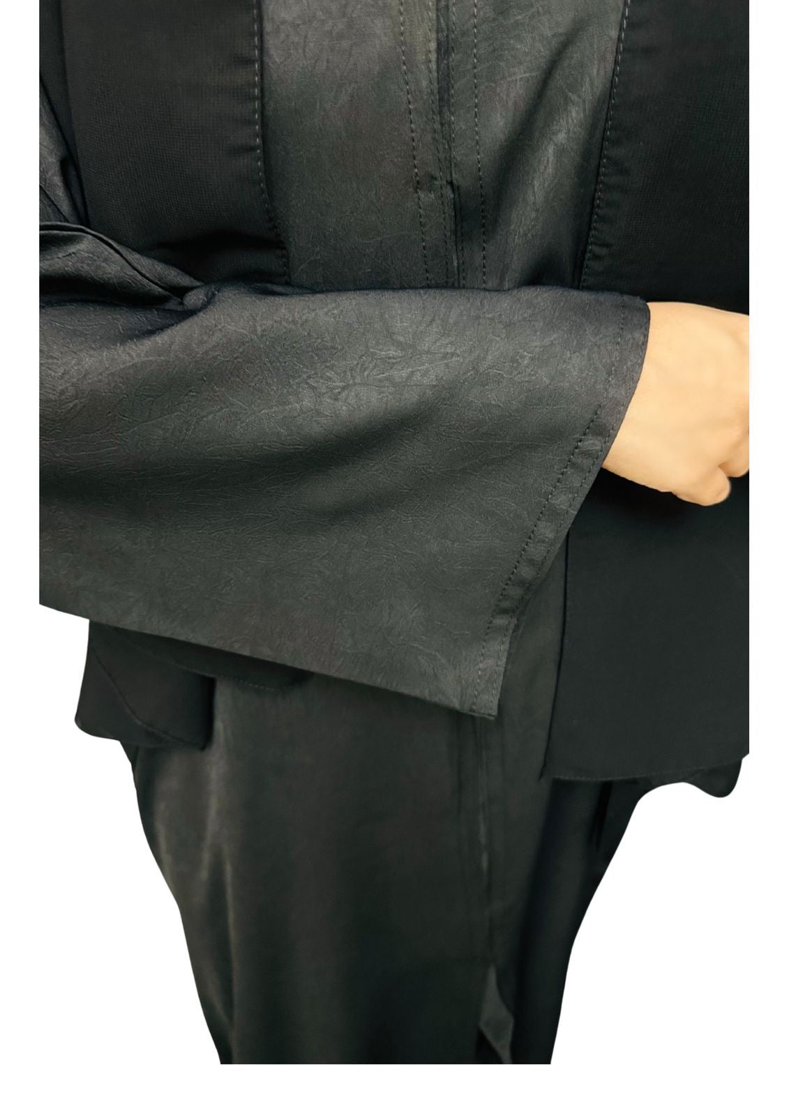 Midnight Elegance Abaya