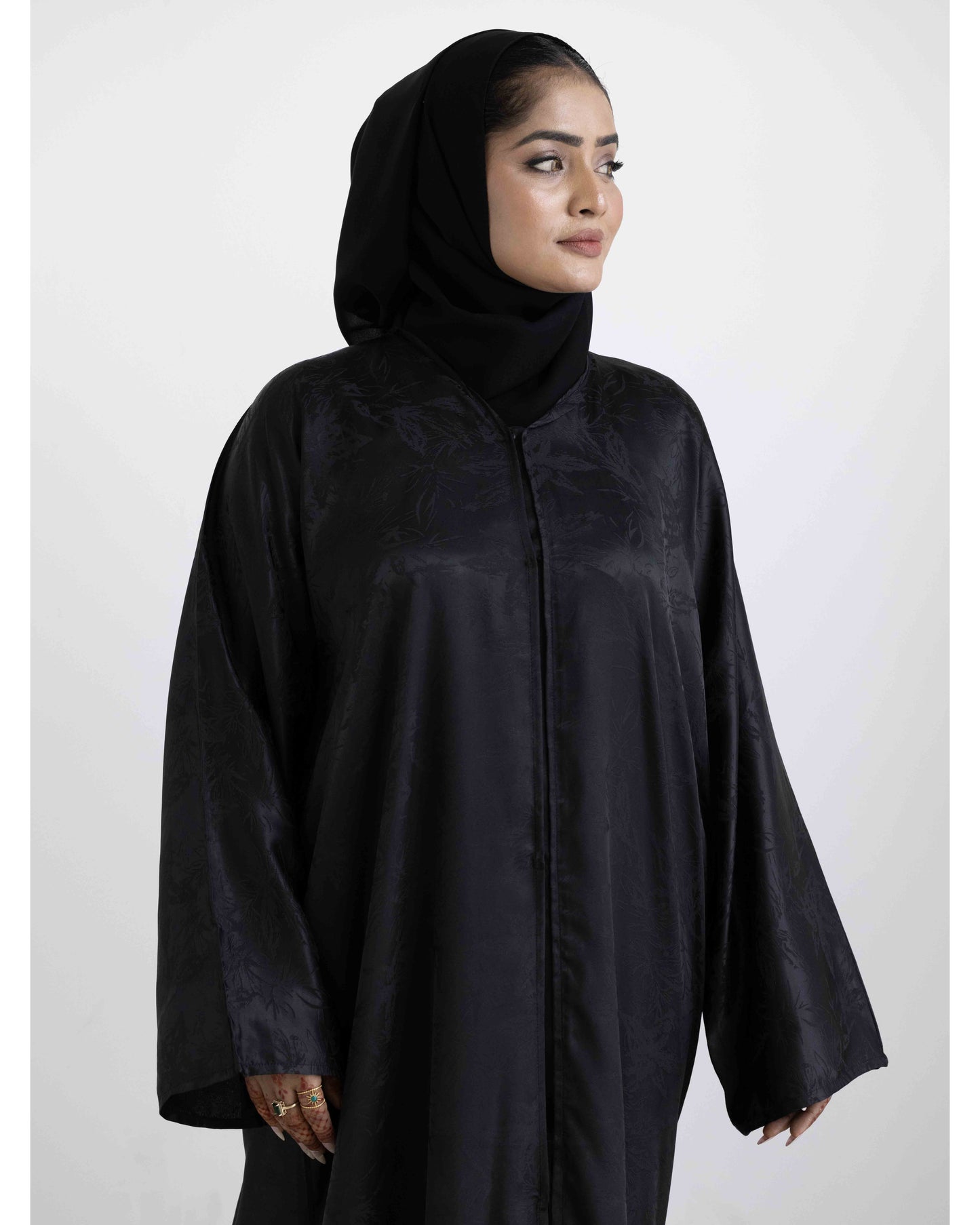 Midnight Ivy Abaya