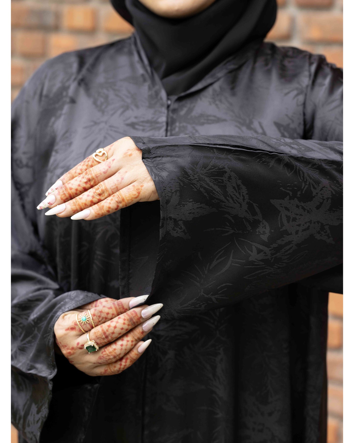 Midnight Ivy Abaya