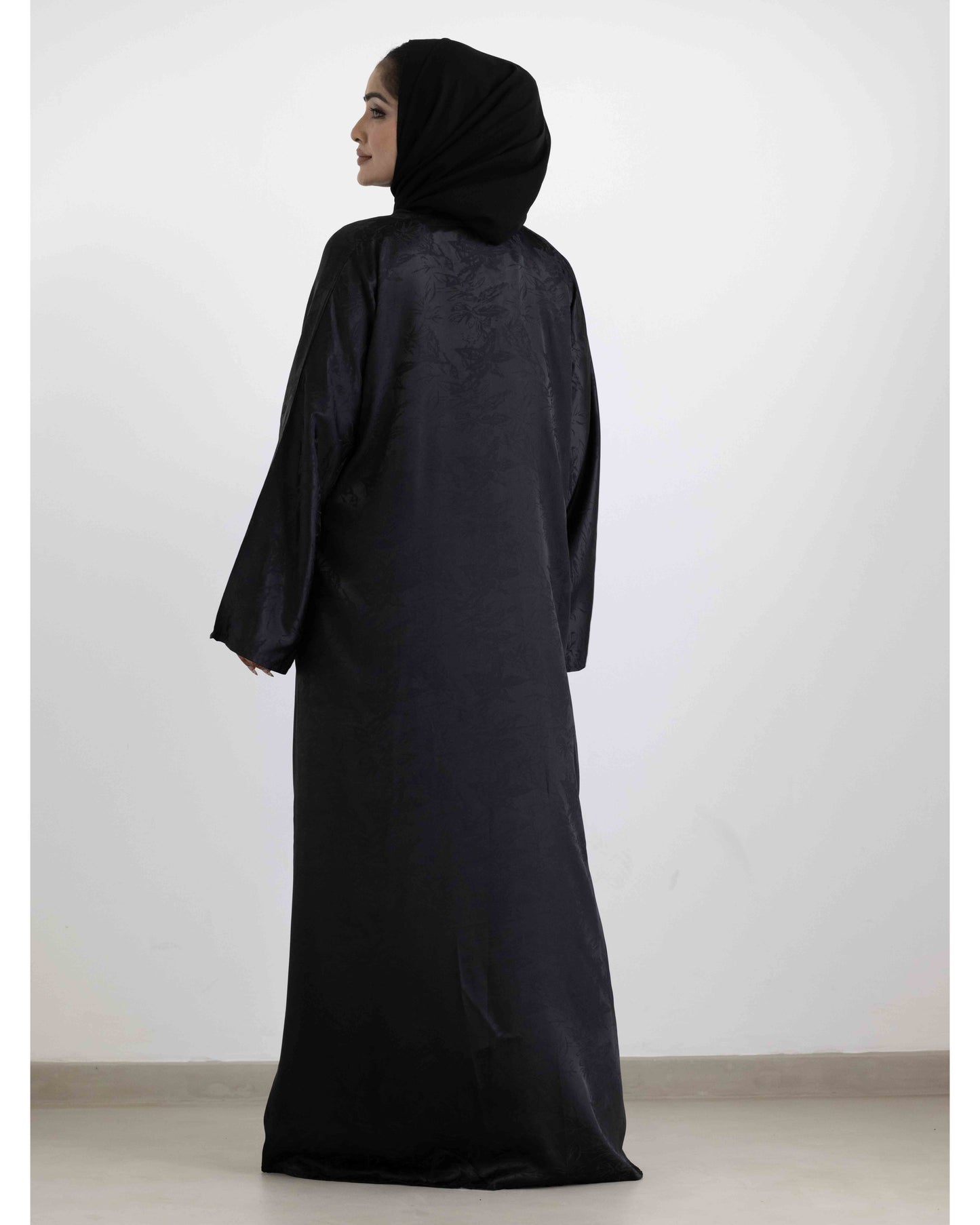 Midnight Ivy Abaya